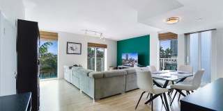 7600 Collins Avenue Gallery 3