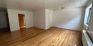 5424 Fifth Avenue Gallery 92