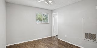 Awesome open Studio Apartments Close to Downtown Gallery 46