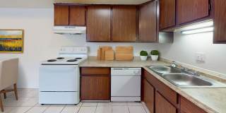 Whitehall Apartments Gallery 4