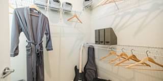 Riverwood Apartments and Townhomes Gallery 14