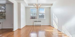 Spacious Tuscany/Canterbury 1bd/1ba Condo with W/D! Available 8/14 Gallery 10