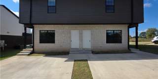 987 N Crater Avenue Gallery 19