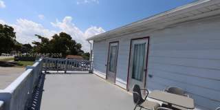 141 Mcarthur Pkwy Gallery 11