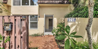 3750 SW 60th Ter Gallery 3
