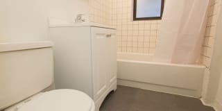 5335-5345 S. Kimbark Ave. Gallery 47