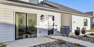 3619 NE Kara Ln Gallery 2