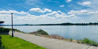 Charming Condo in Terrific Waterfront Location Gallery 26