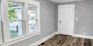 Three-bedroom one bathroom home for rent Gallery 3