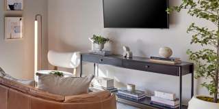 The Winston Gallery 11