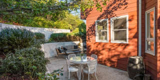 2570 Lillie Avenue Gallery 50