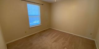 3 Bedroom 2 Bathroom Duplex Gallery 58