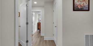 221 Craig Avenue Gallery 27