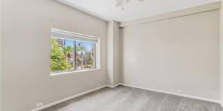 520 S Chaparral Street Gallery 25
