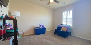 Gorgeous 4bed/3.5bath with 2 Master Bedrooms! Gallery 25