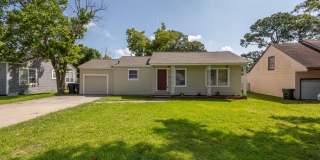 Move in Ready and pricced to GO!! 3 Bed / 2 Bath in 77619! Gallery 4