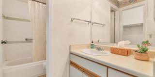 Rates Vary: $1,995 - $2,995 Gallery 13