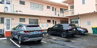 7860 Harding Ave Gallery 4