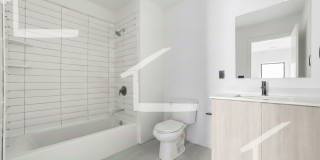 Huge luxury  unit in Allston Gallery 3