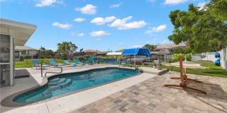 102 SE 40th Street Gallery 1