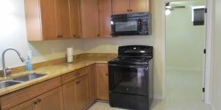 23220 SPALDING LN (BASEMENT APT) Gallery 4