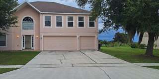 Spacious 6-Bedroom Home with Loft & 3-Car Garage Gallery 1