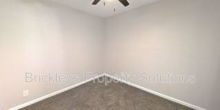 25 N Cottonwood St Gallery 20