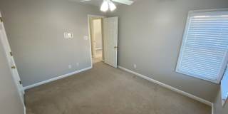 Room in 4 Bedroom House at 102 College Ave Gallery 23