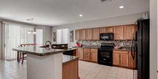 13546 W Port Royale Ln Gallery 4