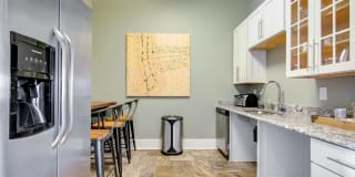 Double Creek Flats Apartments Gallery 20