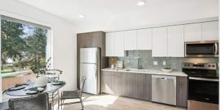 Welcome to Burnside Bluffs – Your New Urban Retreat! Gallery 42
