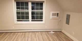 241 E Broadway Gallery 11