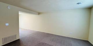 2 Bedroom, 1.5 Bath Townhouse Gallery 4