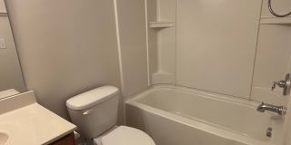 South Charlotte End-Unit Townhome with Main-Level Primary Suite & Bonus Room Gallery 29