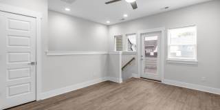 570 West End Drive Gallery 49