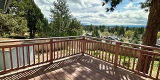 Grand 5Bd/3Ba Two Story Home w/ Bonus Room! 1409 NW Portland Ave! Gallery 14
