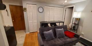 1423 Commonwealth Ave. Gallery 6