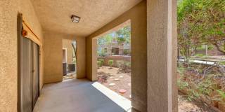 Beautiful Summerlin townhome, 3 bed, 2.5 bath, on 1st floor. Gallery 7