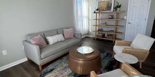 1102 Morehead Avenue Southeast 1102 Morehead Avenue Southeast Gallery 4