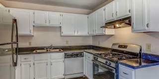 Bedford Commons Apartments Gallery 6