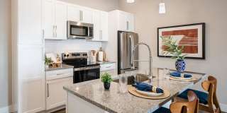 Somerset Upscale Apartments Gallery 3