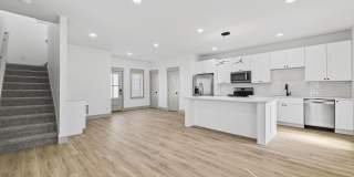 ***August 2026*** Brand New Luxury Build! 5 Bed, 5.5 Bath Townhome! Gallery 9