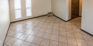 Great 2 Bedroom 1.5 Bath Townhome in Henderson Great 2 Bedroom 1.5 Bath Townhome in Henderson Gallery 7