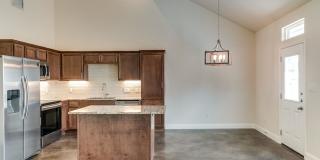 21501 Patton Ave Unit #B Lago Vista, TX 78645 Gallery 5