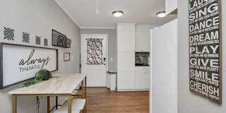 Walkable State Street Gem in the Heart of West Columbia Gallery 18