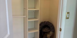5575 SEMINARY Road Gallery 14