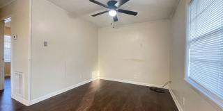 Bulldog Crossing Gallery 16