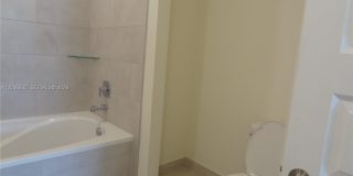 4670 NW 84th Ave Gallery 18