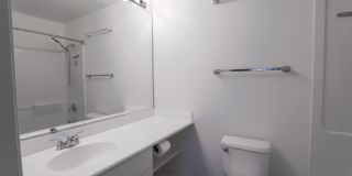 Rarely Available !  Beautiful 3-Bedroom Corner Unit – Pet Friendly & Spacious! Gallery 27