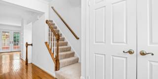 146 WASHINGTON Street Gallery 30
